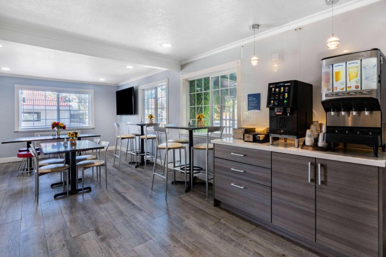 Super 8 By Wyndham Ukiah